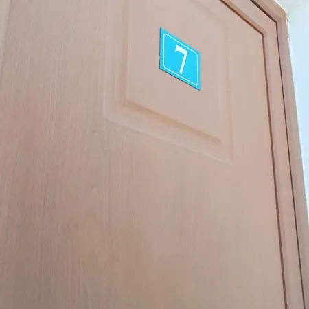 Apartment Malvazios #7 *